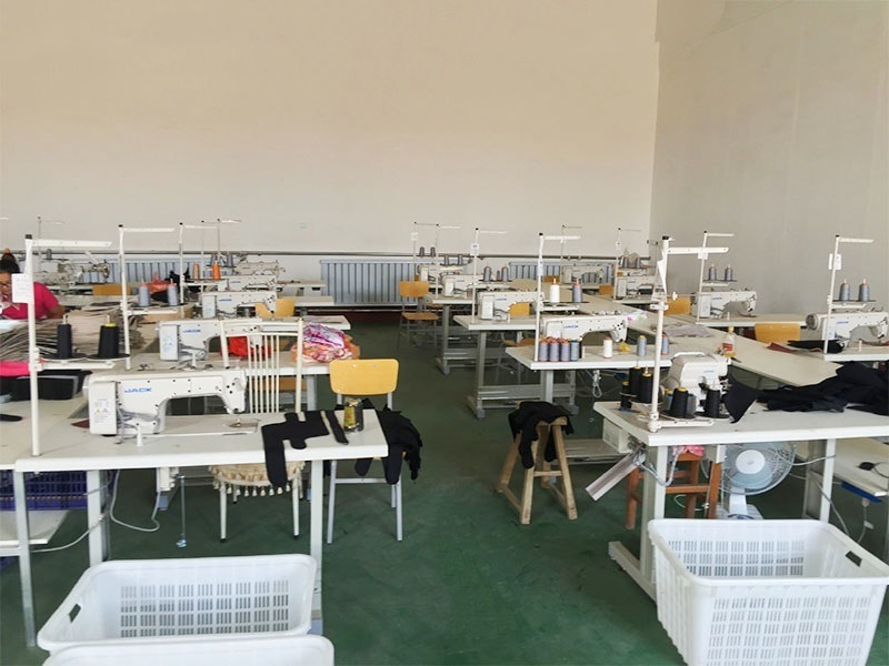 Hebei Zhaoyang Medical Instrument Co., Ltd. linia produkcyjna producenta